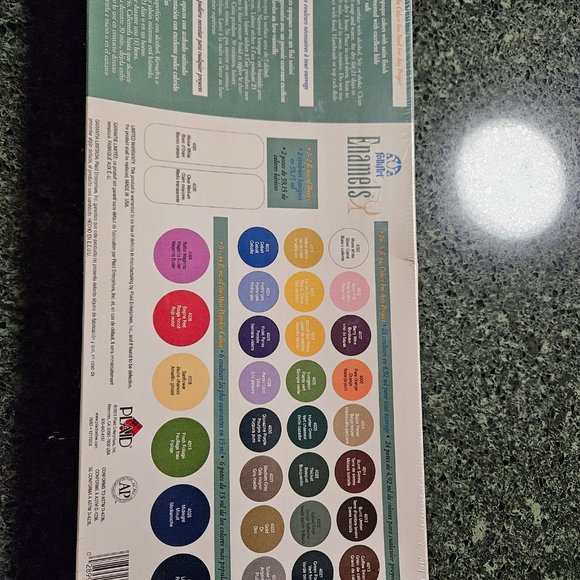 Enamel Paint Set. 32 Colors. NIB - Picture 4 of 5